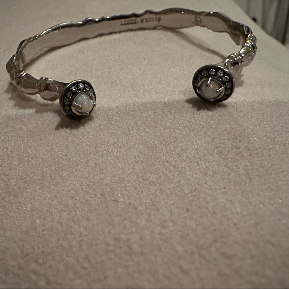 Kendra Scott bracelet